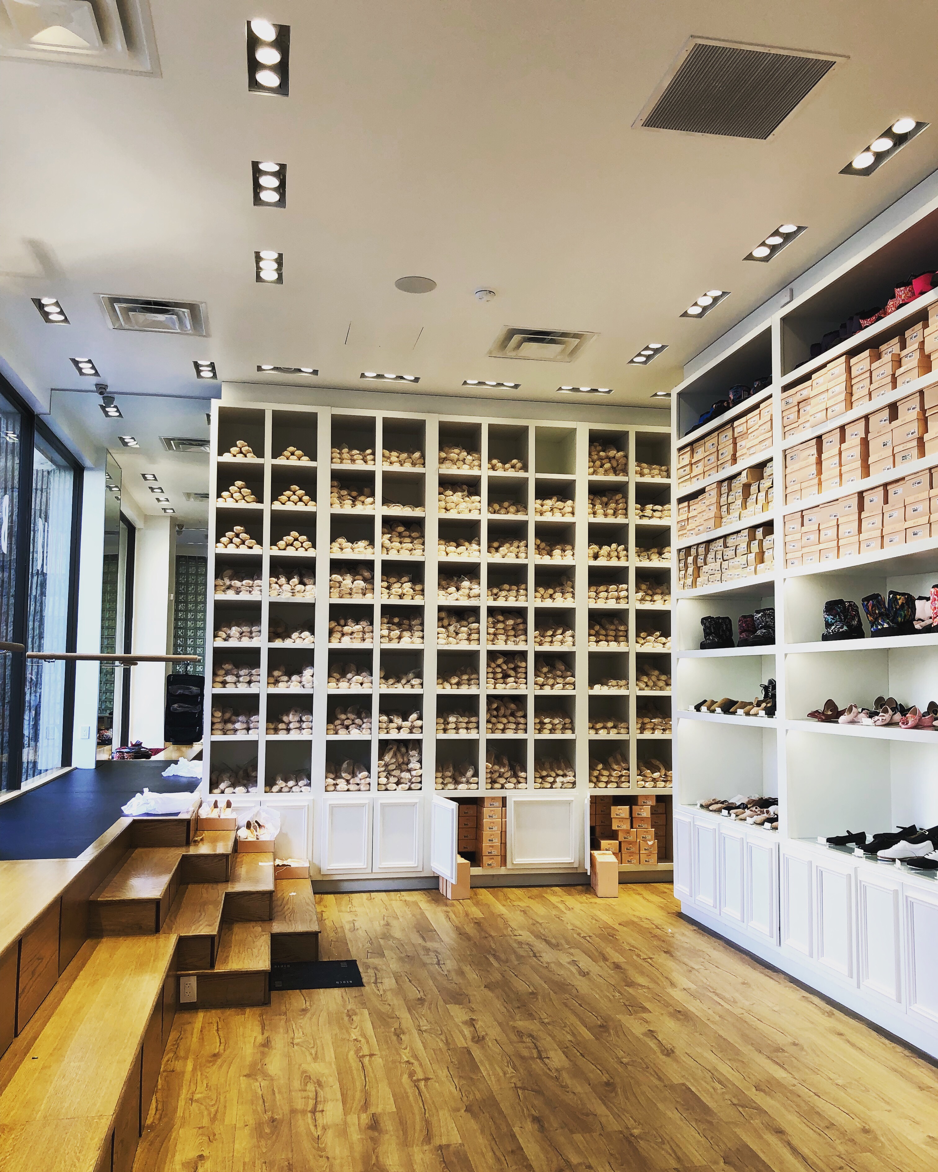 Bloch Store – Right Here at the Barre